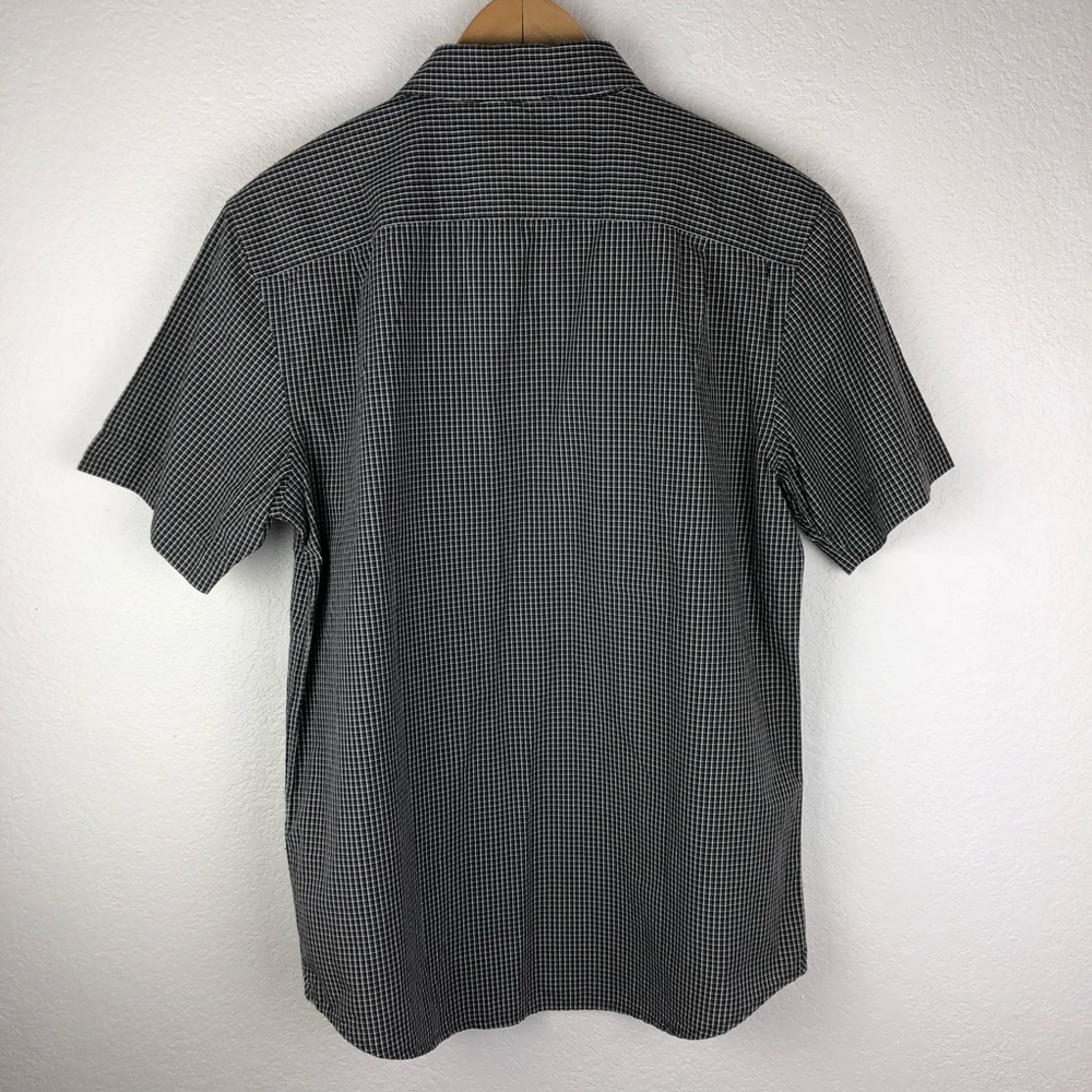 Plaid Banana Republic short sleeved button up - Picture 2 of 7